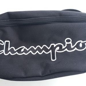 CHAMPION Prime Black Logo Shoulder Sling